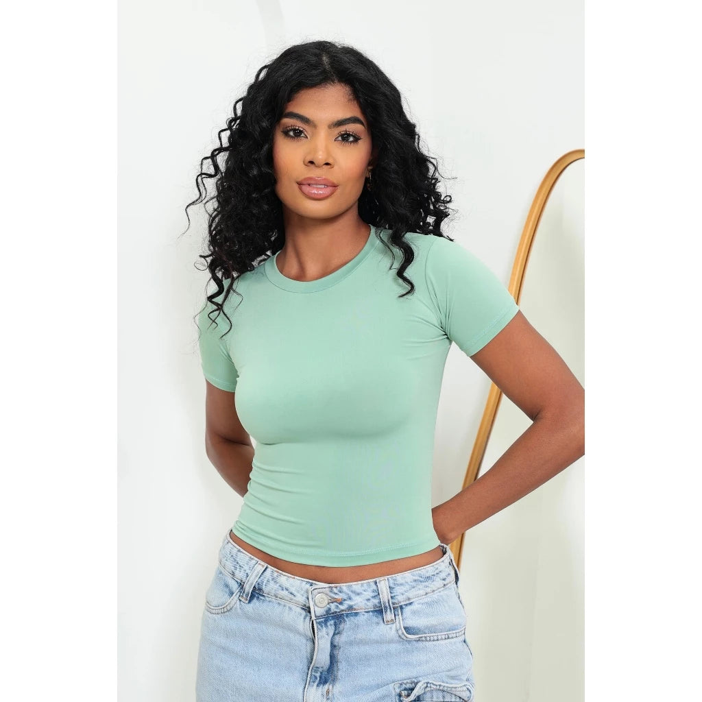 KIT 3 Baby Tee Slim Fit Manga Curta com Compressao